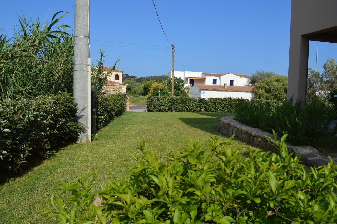 Guest Rooms Affittacamere San Teodoro  Buitenkant foto