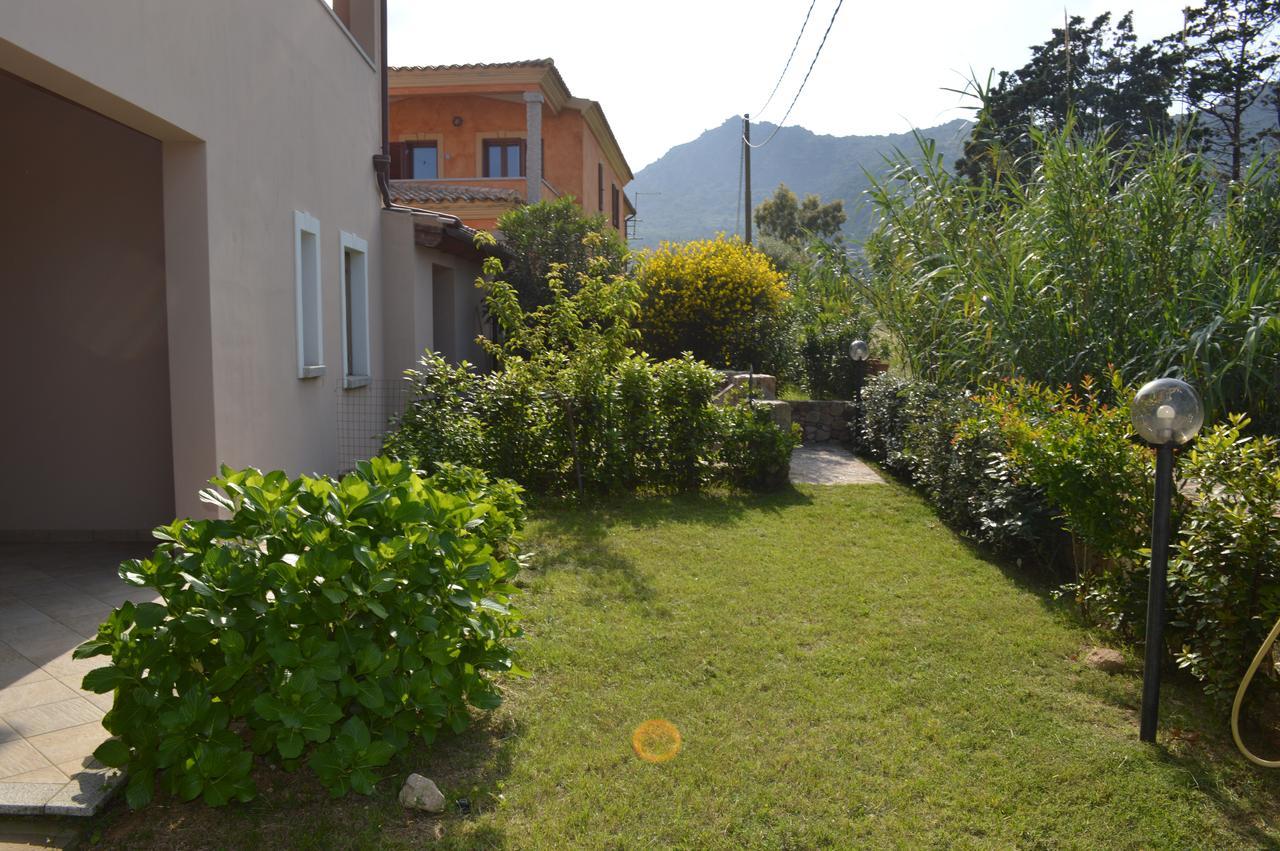 Guest Rooms Affittacamere San Teodoro  Buitenkant foto