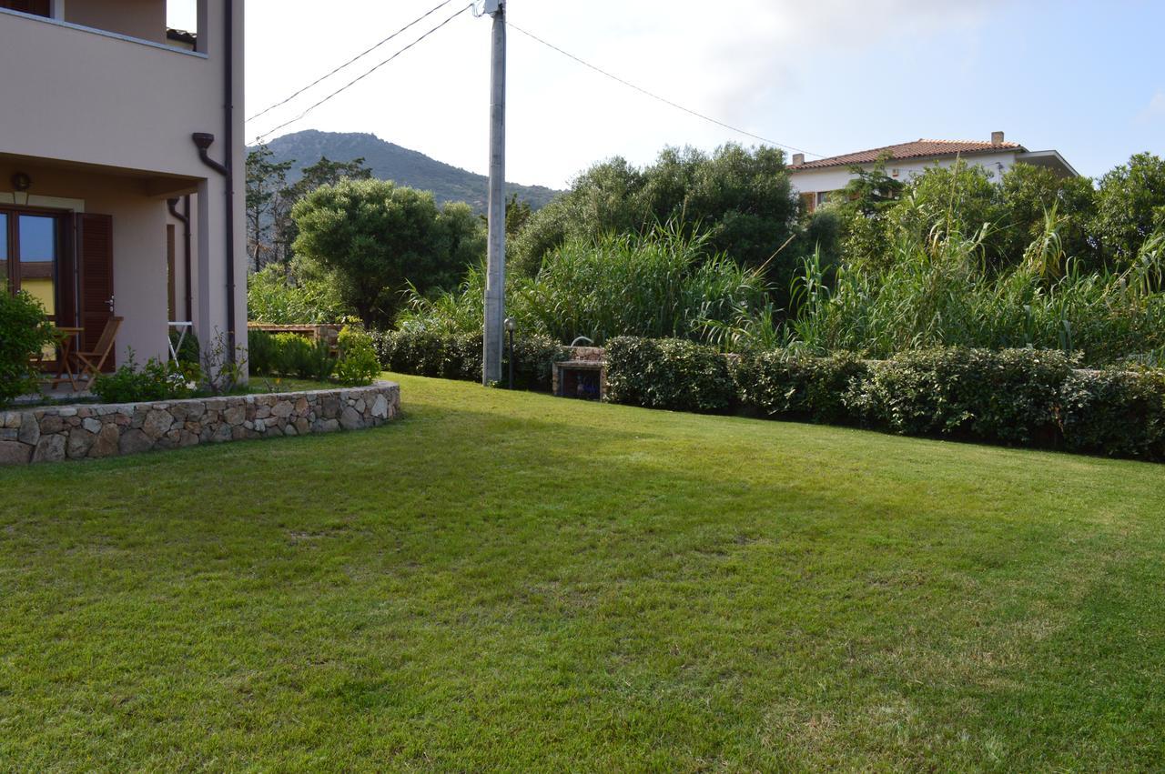 Guest Rooms Affittacamere San Teodoro  Buitenkant foto