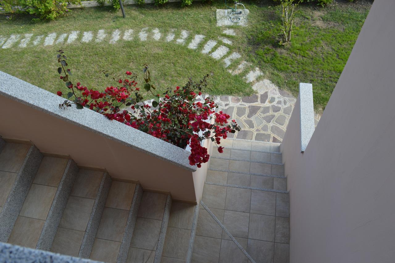 Guest Rooms Affittacamere San Teodoro  Buitenkant foto